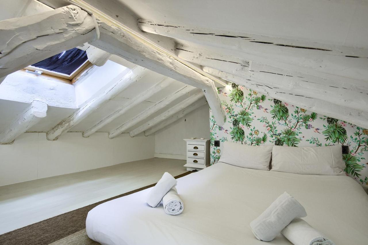 Charming Sol Attic Daire Madrid Dış mekan fotoğraf