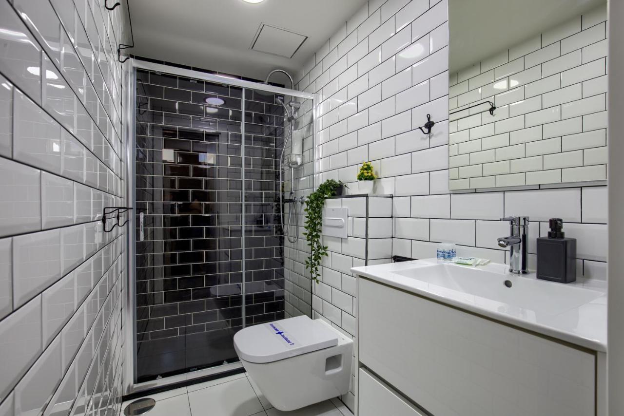 Charming Sol Attic Daire Madrid Dış mekan fotoğraf